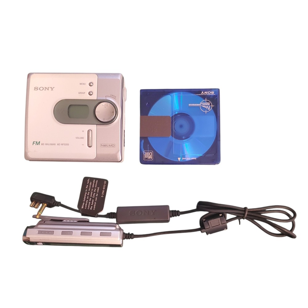 Sony Net MD Walkman MZ-NF520D Portable MiniDisc Player Recorder FM Radio Silver